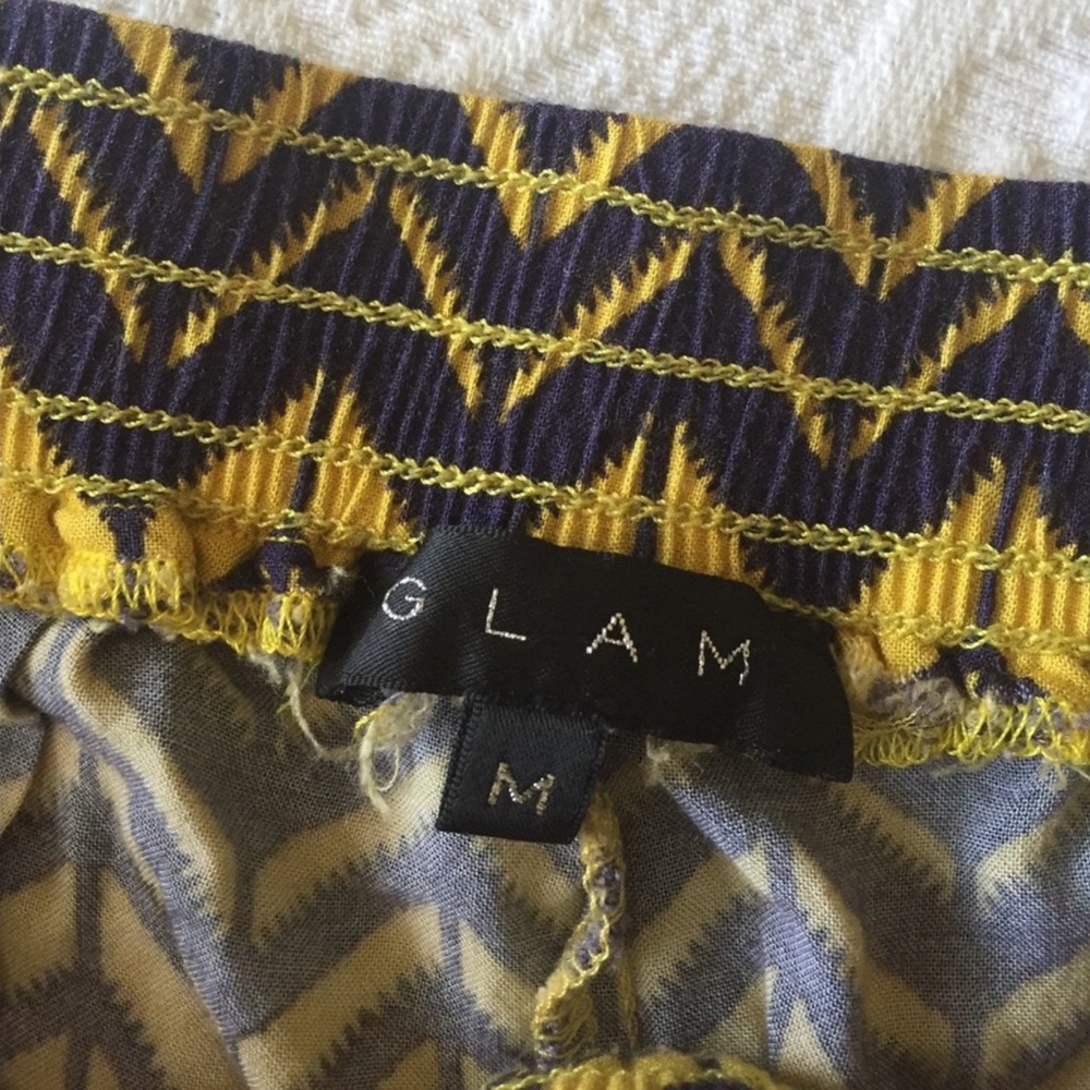 GLAM - Patterned Flowy Shorts - Picture 3 of 4